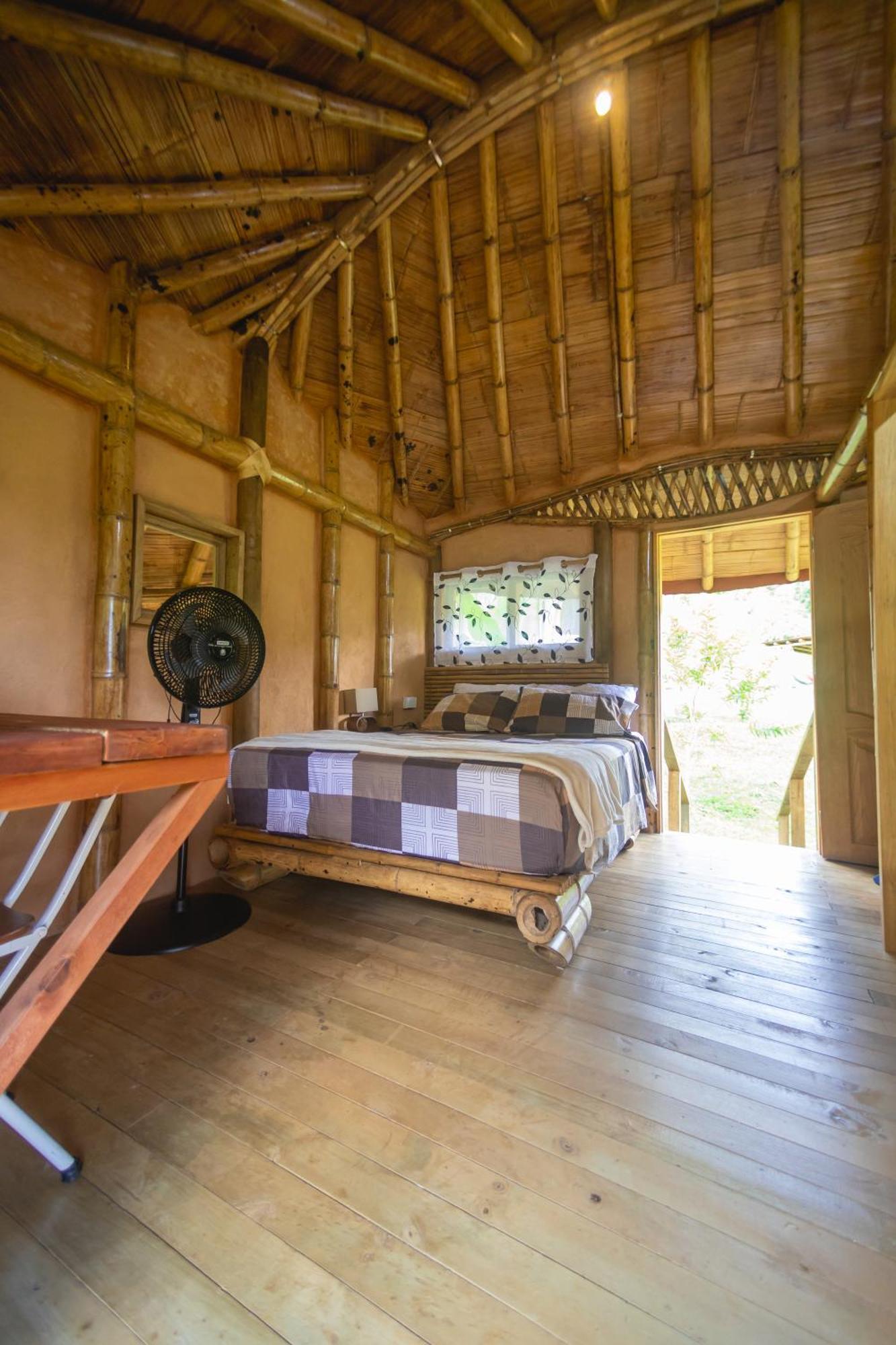 La Perla Negra - Black Pearl Eco Hostel San Rafael  Extérieur photo
